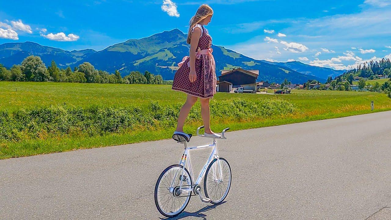 自転車の妙技と美しい風景動画